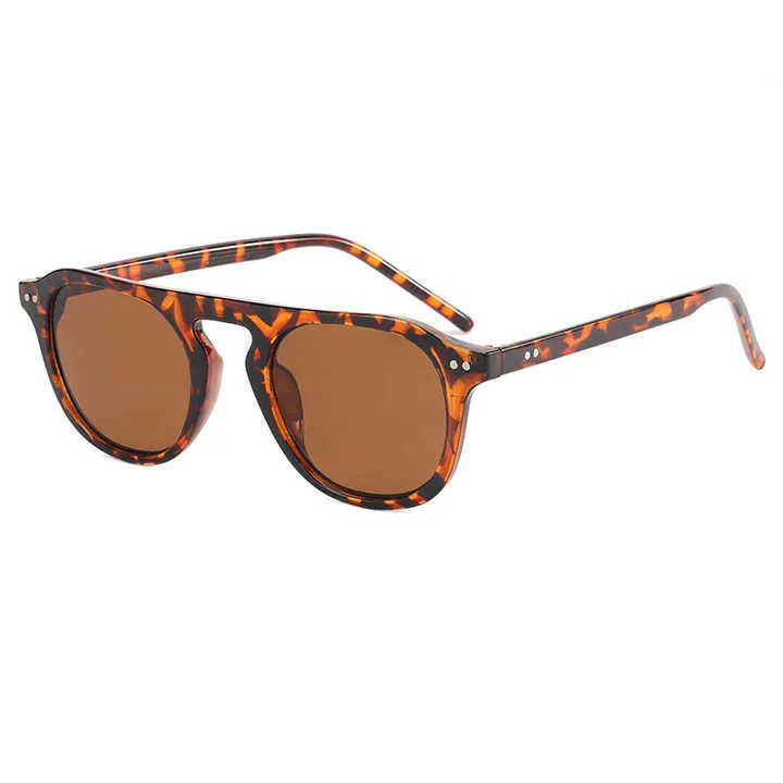 نظارات شمسية صيفية أنيقة للرجال في الهواء . Summer Fashion Men's Outdoor Cycling Sunglasses