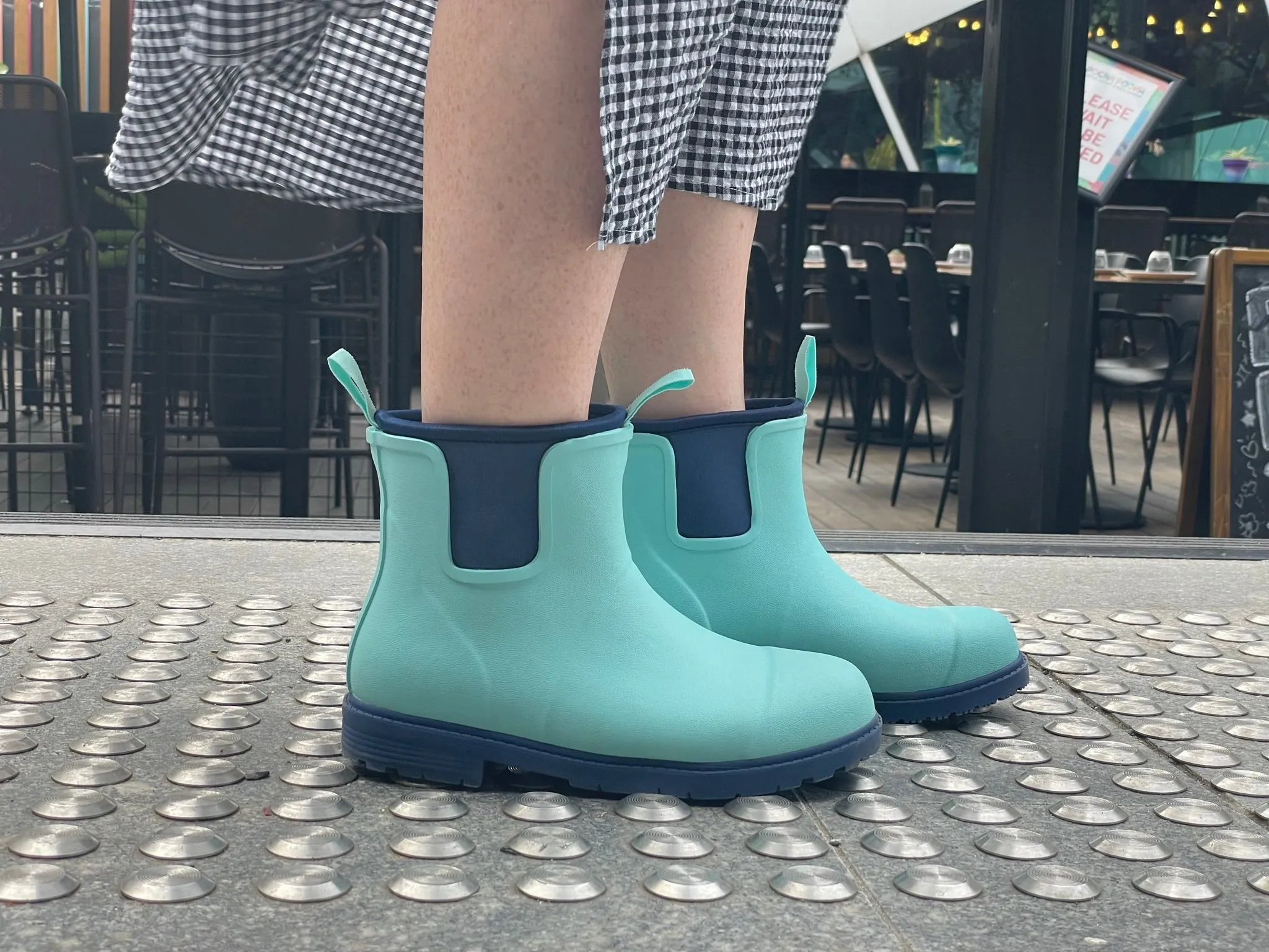 BOOT OUTNABOUT